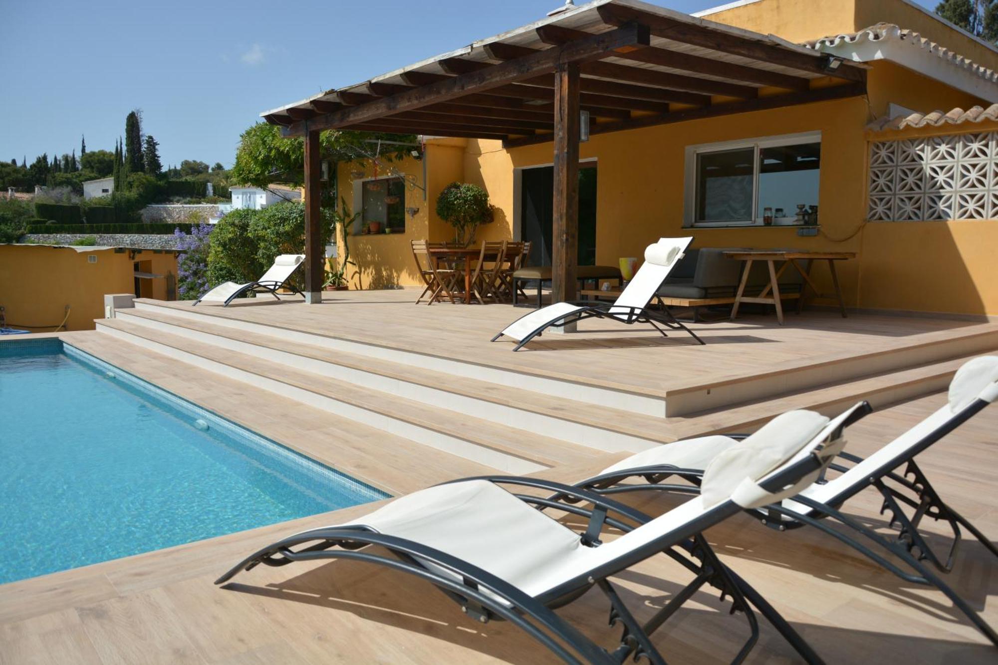 Privada Con Piscina En * Marbella